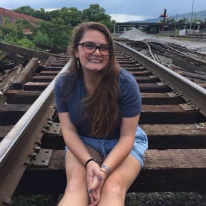 Meet your Posher, Alana